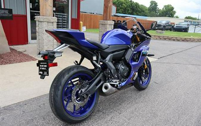2025 Yamaha YZF-R7