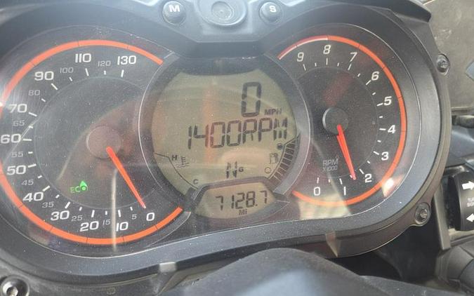 2017 Can-Am® Maverick™ X3 X™ RS Turbo R Gold & Can-Am Red