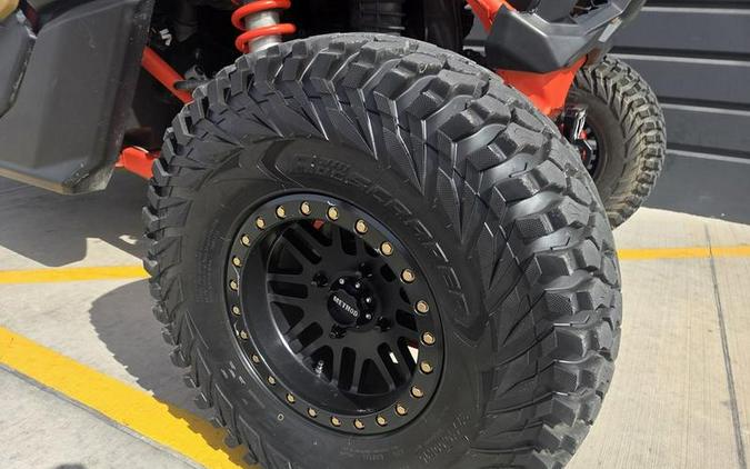 2017 Can-Am® Maverick™ X3 X™ RS Turbo R Gold & Can-Am Red