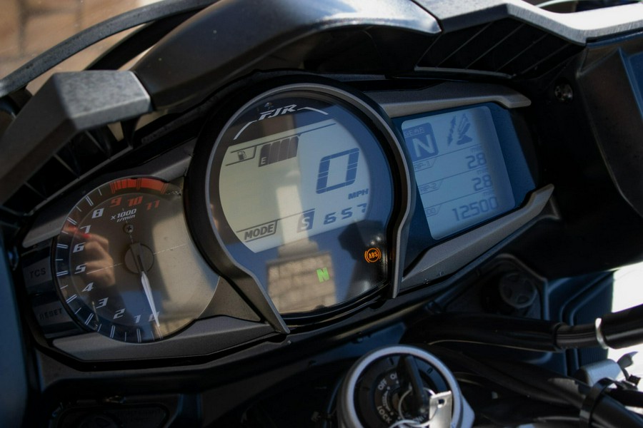 2016 YAMAHA FJR1300A CA