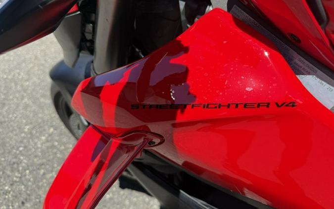 2025 Ducati STREETFIGHTER V4