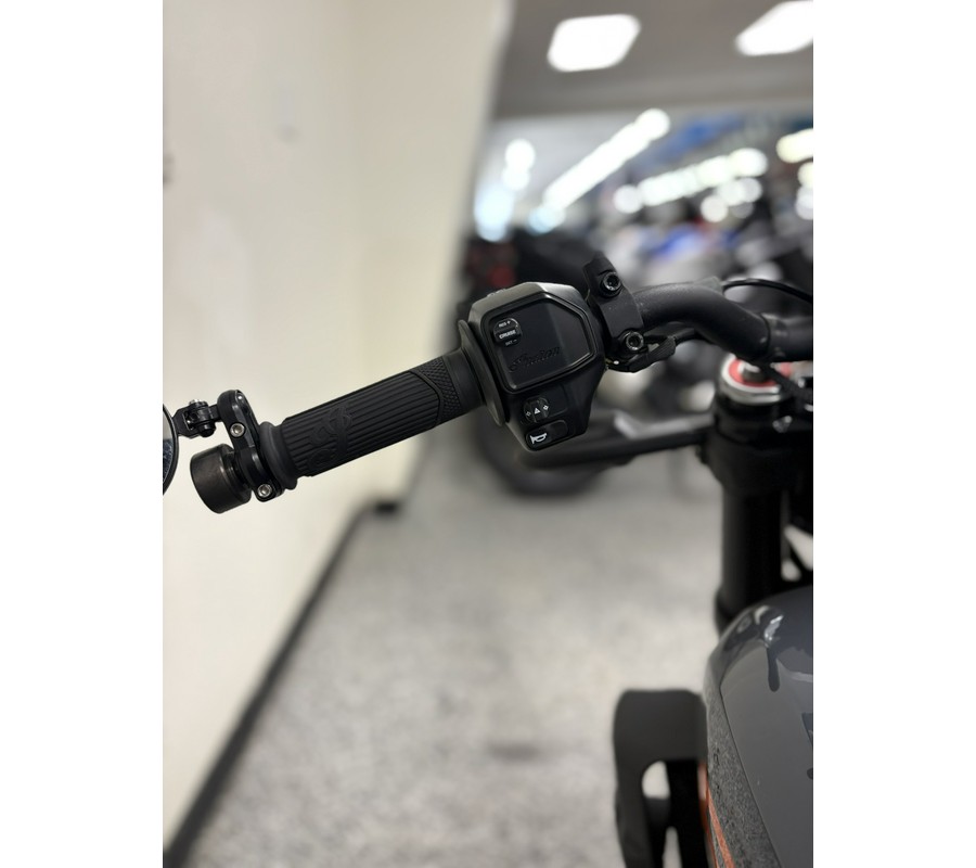 2023 Indian Motorcycle FTR Stealth Gray / Orange Burst - UO8637