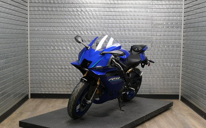 2027 YAMAHA YZF-R9