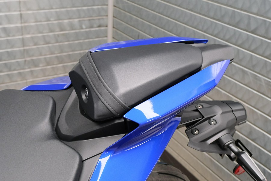 2027 YAMAHA YZF-R9