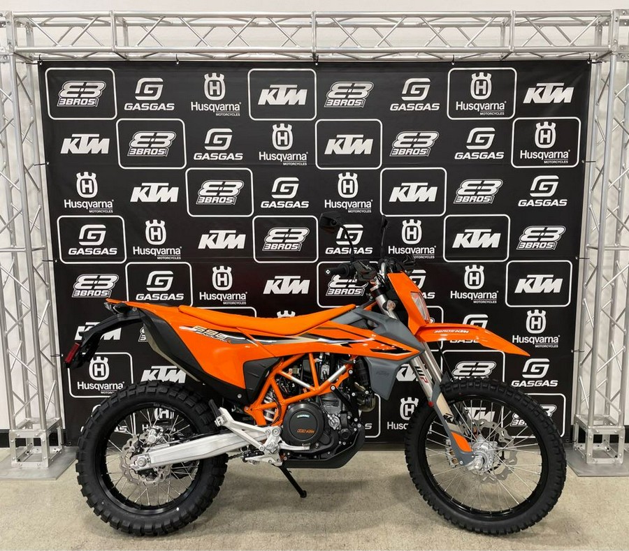 2024 KTM 690 Enduro R