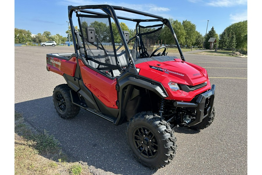 2024 Honda Pioneer 1000 Deluxe