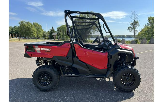 2024 Honda Pioneer 1000 Deluxe