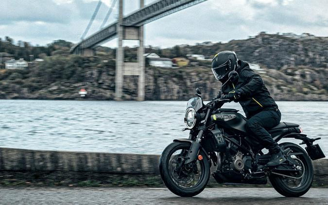 2024 HUSQVARNA SVARTPILEN 401 - 209295