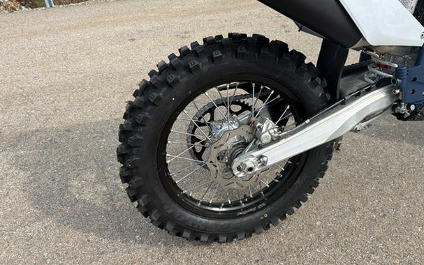 2026 Husqvarna Motorcycles FE 450