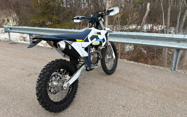 2026 Husqvarna Motorcycles FE 450