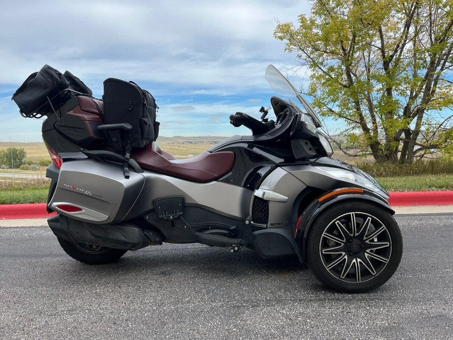 2015 Can-Am Spyder RT-S