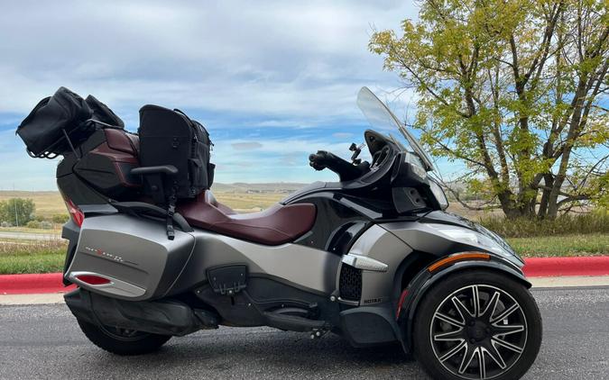 2015 Can-Am Spyder RT-S