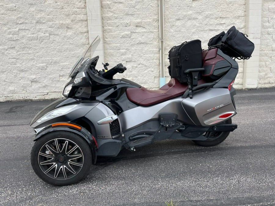 2015 Can-Am Spyder RT-S
