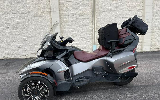 2015 Can-Am Spyder RT-S
