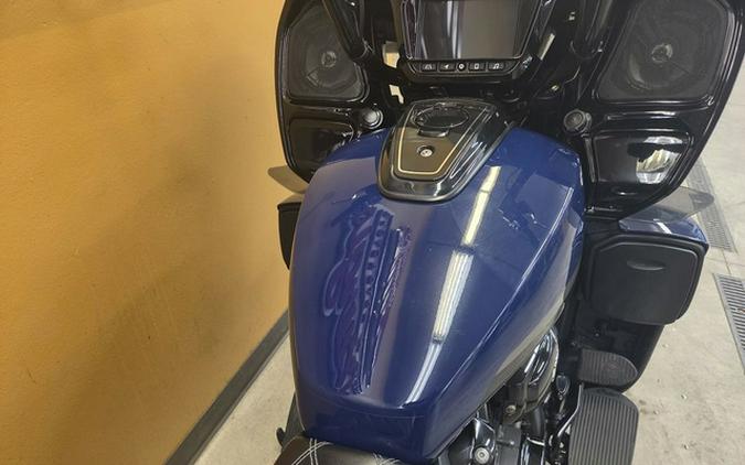 2024 Indian Pursuit Dark Horse with PowerBand Audio Package Springfield Blue