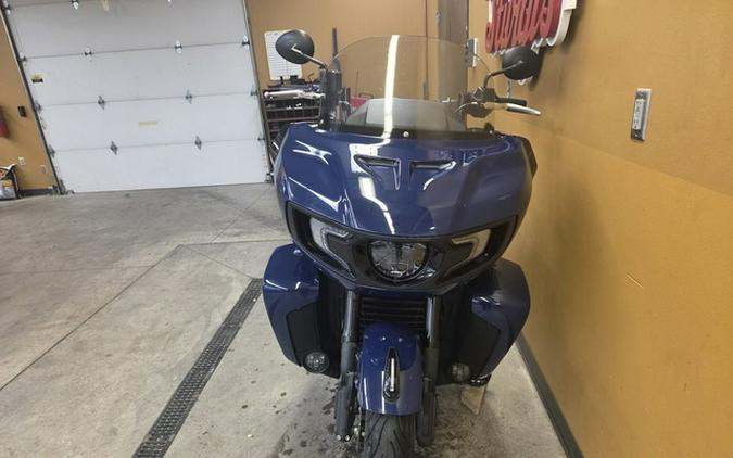 2024 Indian Pursuit Dark Horse with PowerBand Audio Package Springfield Blue