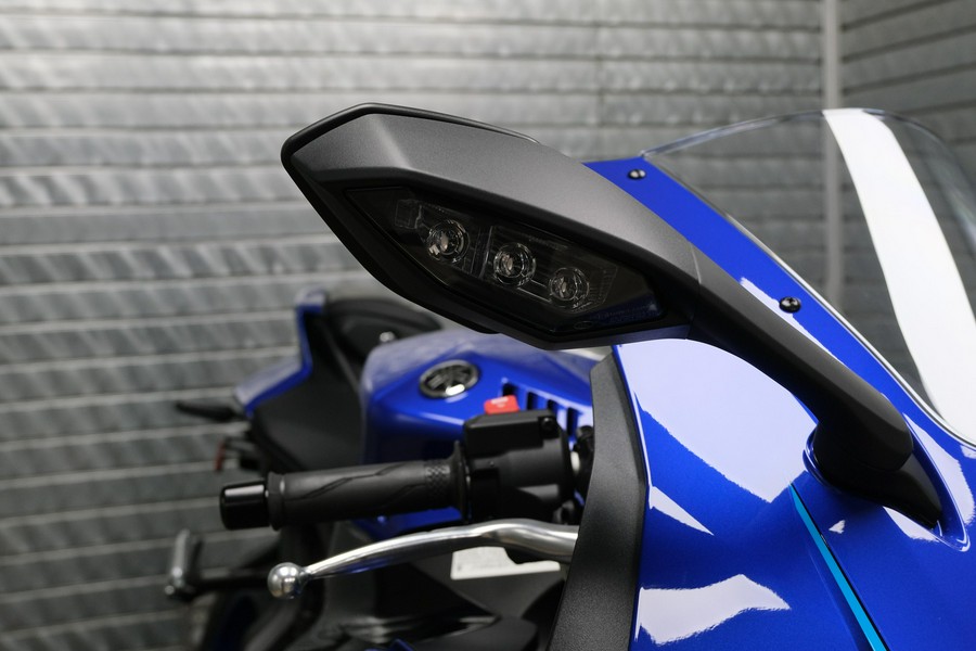 2027 YAMAHA YZF-R9