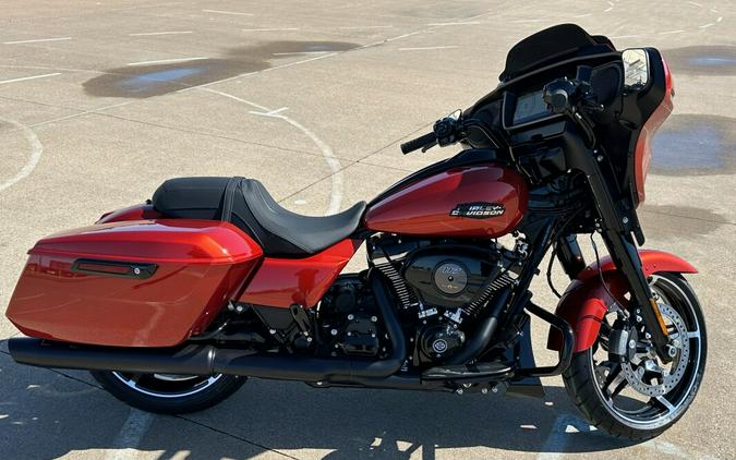 2024 Harley-Davidson Street Glide® Whiskey Fire