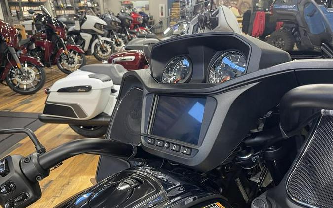 2024 Indian Motorcycle® Challenger® Black Metallic