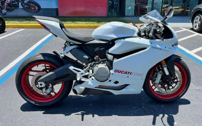 2017 Ducati 959 Panigale Arctic white silk