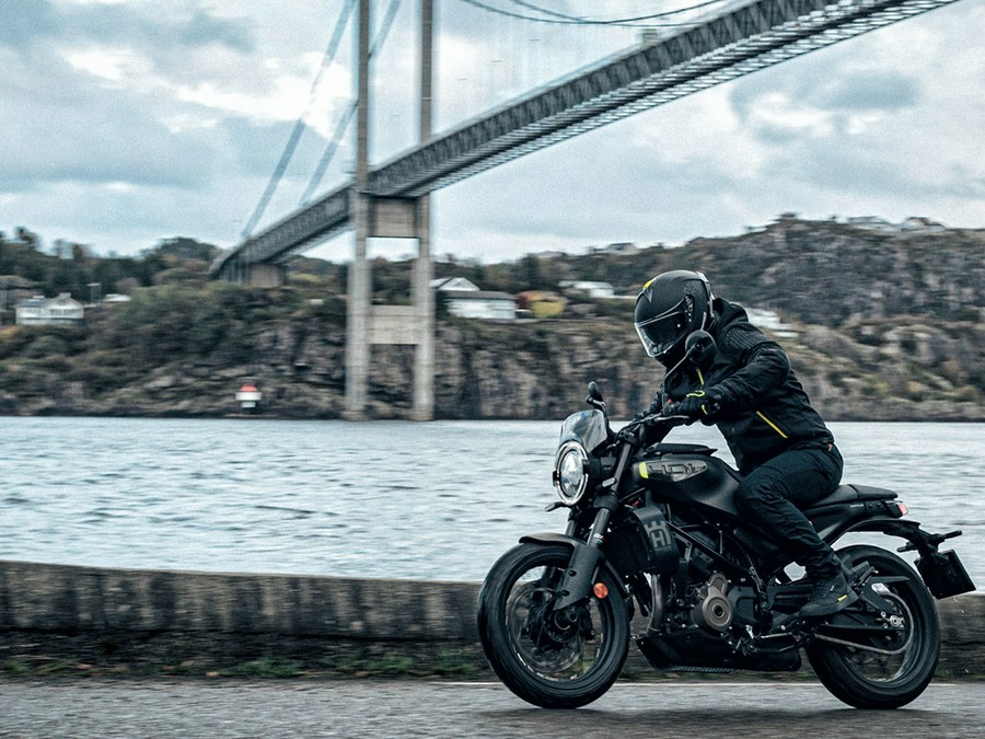 2024 HUSQVARNA SVARTPILEN 401 - 212263