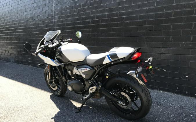 2026 Triumph Thruxton 400