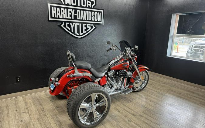 2011 Harley-Davidson® CVO™ Softail® Convertible Trike