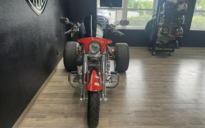 2011 Harley-Davidson® CVO™ Softail® Convertible Trike