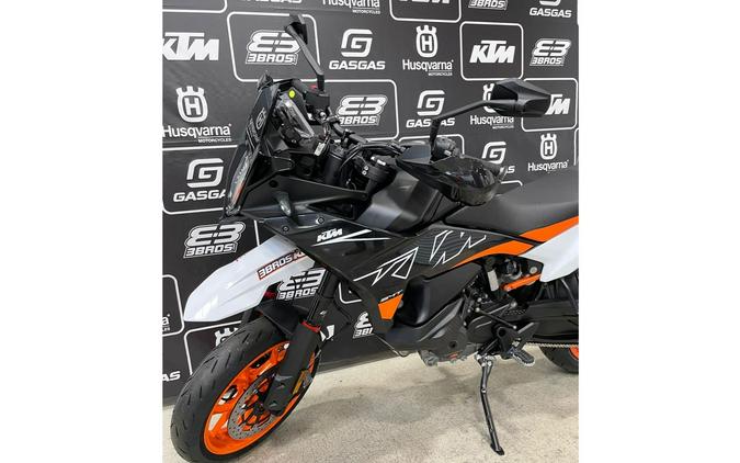 2024 KTM 890 SMT