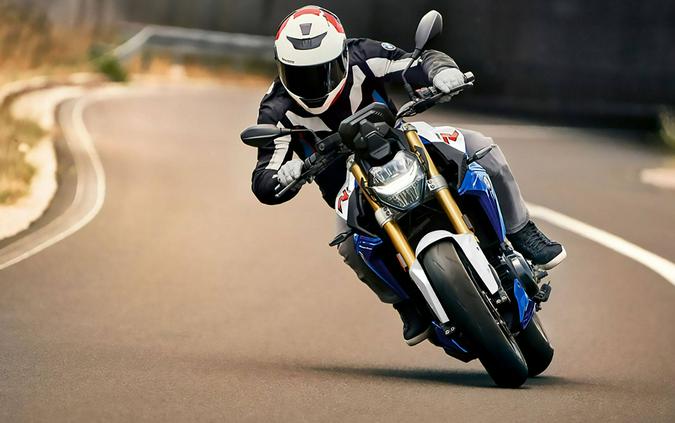 2023 BMW F 900 R