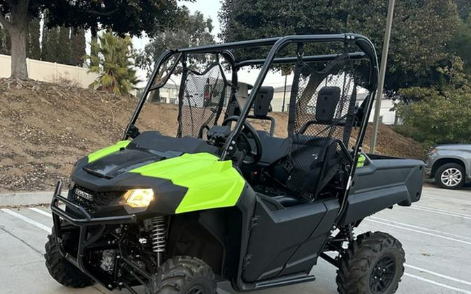 2024 Honda Pioneer 700 Deluxe