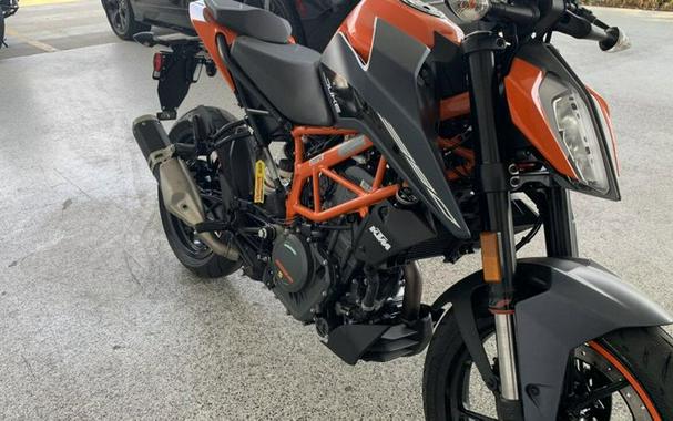 New 2023 KTM 390 DUKE
