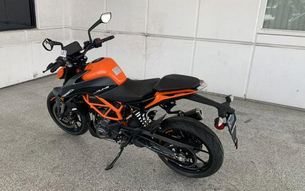 New 2023 KTM 390 DUKE
