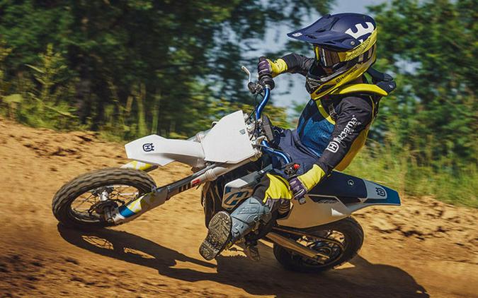 2024 Husqvarna® EE 5