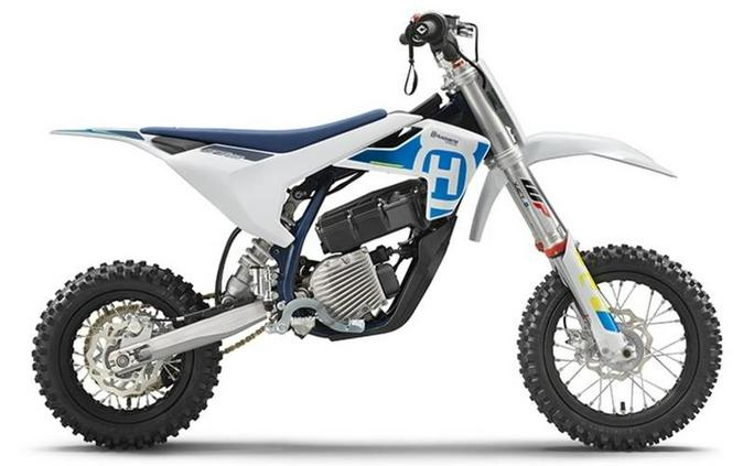 2024 Husqvarna® EE 5