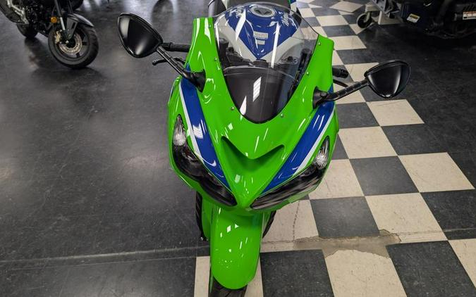 2024 Kawasaki Ninja® ZX™-14R 40th Anniversary Edition ABS