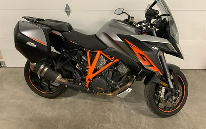 2016 KTM 1290 Super Duke R