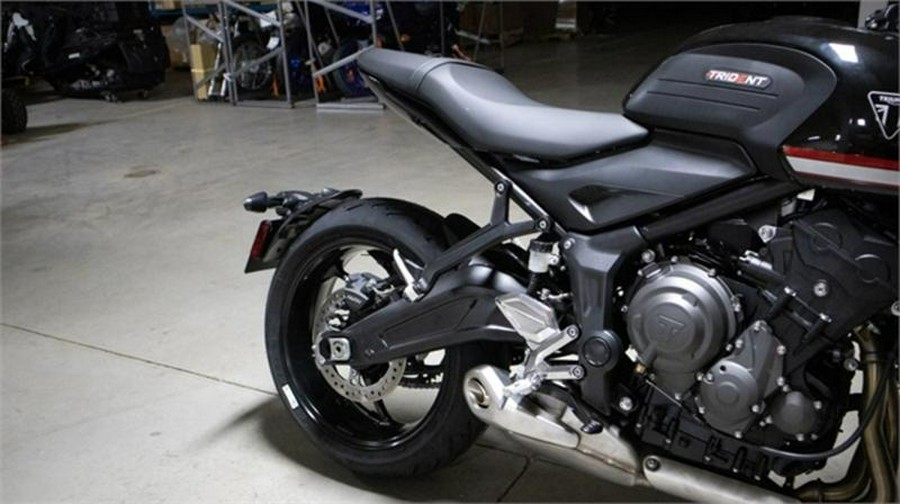 2023 Triumph Trident 660 Sapphire Black