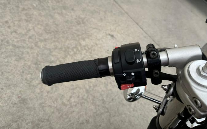 2004 Triumph Thruxton 900