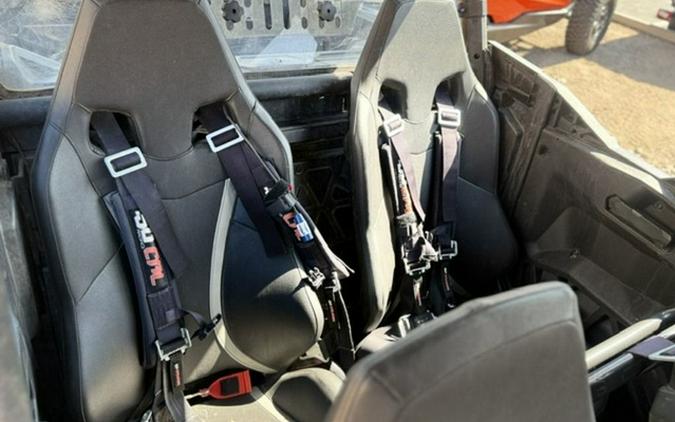 2021 Can-Am Commander MAX XT