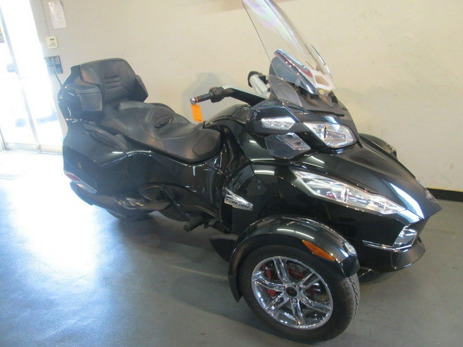 2010 Can-Am® Spyder Roadster RT-S