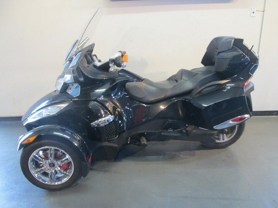 2010 Can-Am® Spyder Roadster RT-S