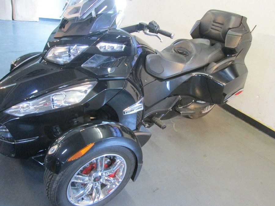 2010 Can-Am® Spyder Roadster RT-S