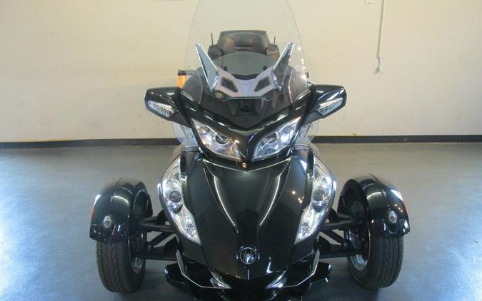 2010 Can-Am® Spyder Roadster RT-S