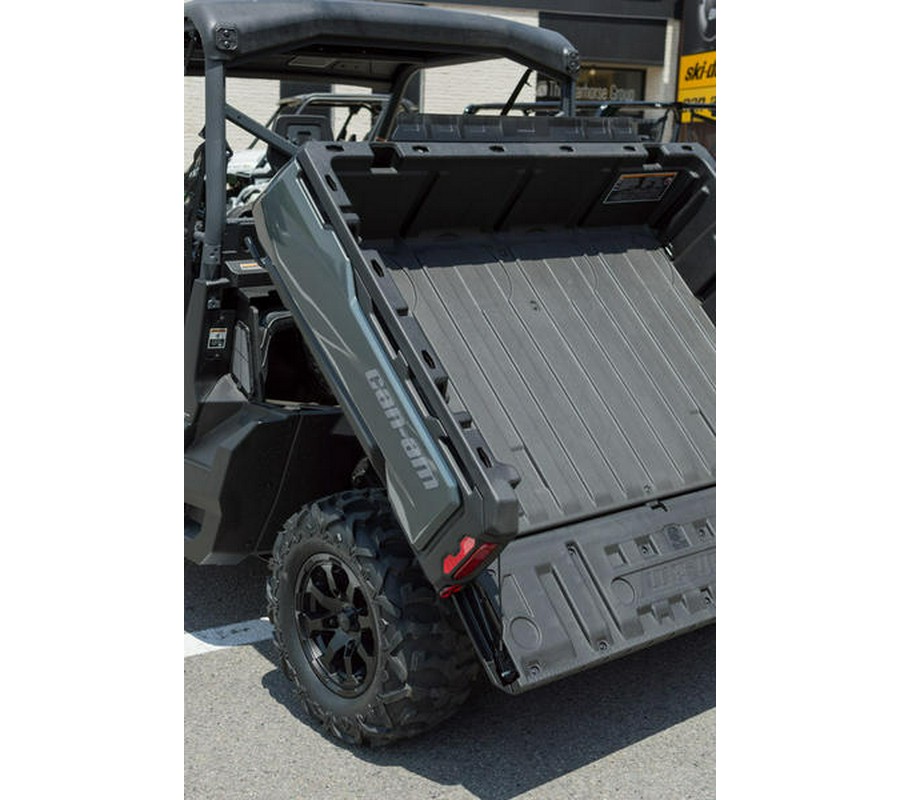 2024 Can-Am® Defender XT HD7