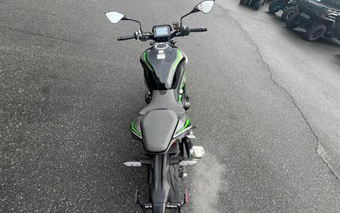 2025 Kawasaki Z900 SE ABS