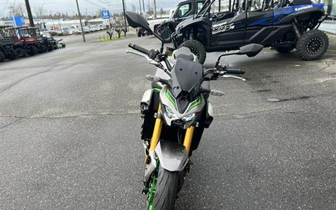 2025 Kawasaki Z900 SE ABS