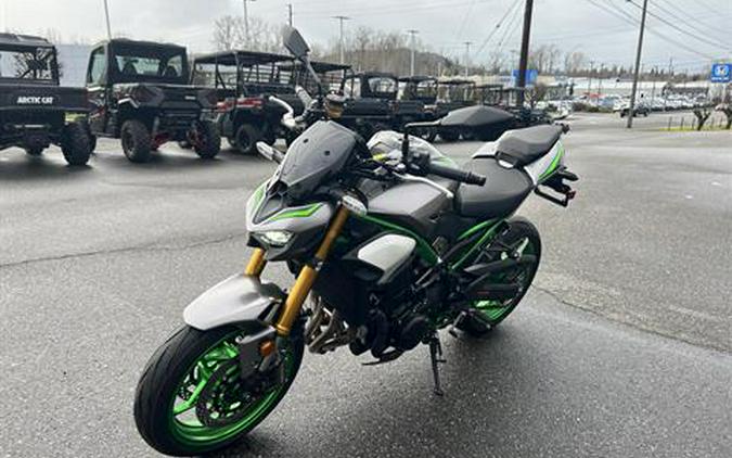 2025 Kawasaki Z900 SE ABS
