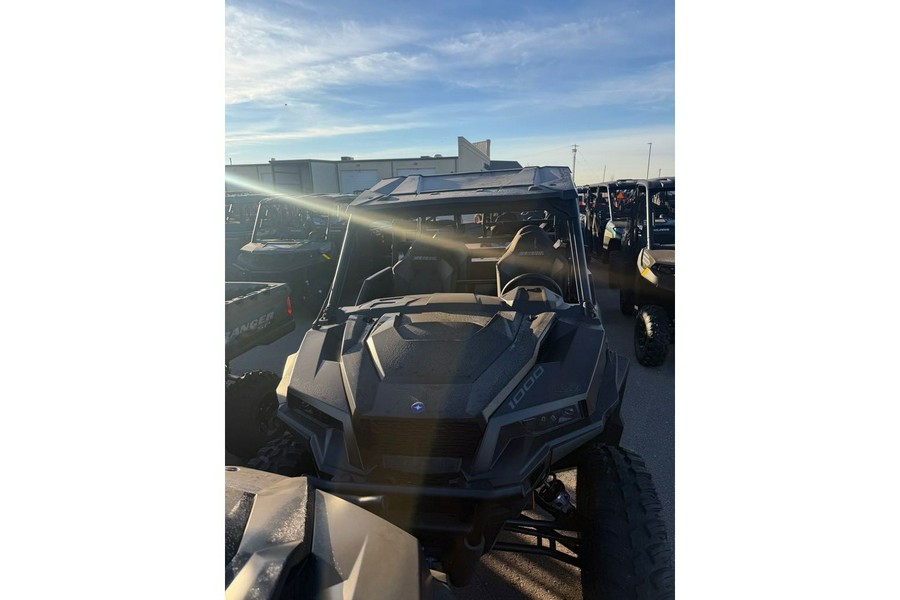 2026 Polaris GENERAL® XP 4 1000 Premium