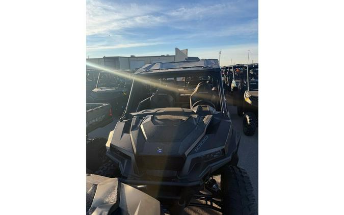 2026 Polaris GENERAL® XP 4 1000 Premium